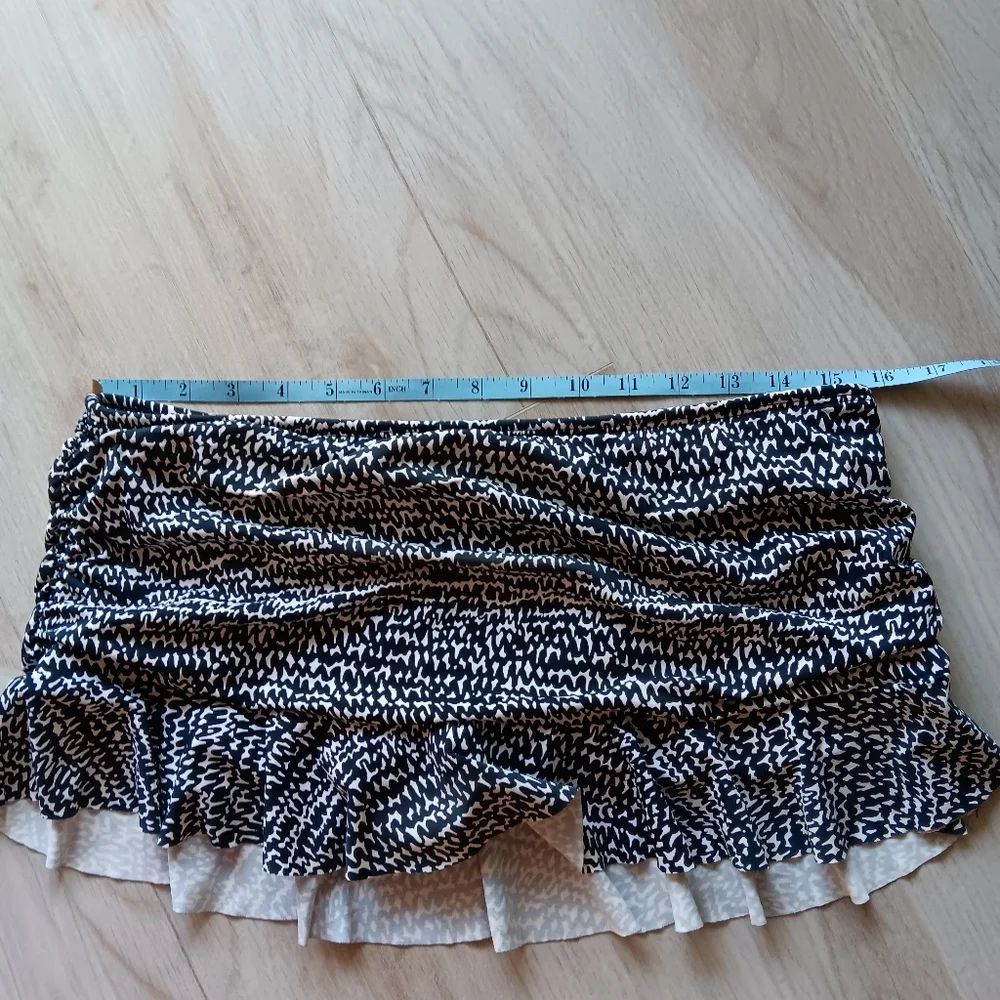 La Blanca Bikini Tie Halter Top Swim Skirt Black White Size 10 - Picture 12 of 16